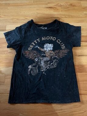 Betty Moto Club Graphic Tee - Black